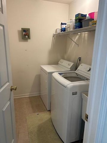 6816 Swan Lane, Schererville, IN 46375