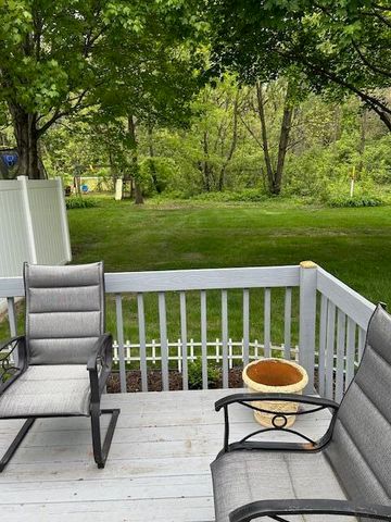 6816 Swan Lane, Schererville, IN 46375