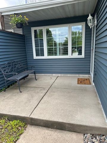 6816 Swan Lane, Schererville, IN 46375