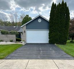 6816 Swan Lane, Schererville, IN 46375