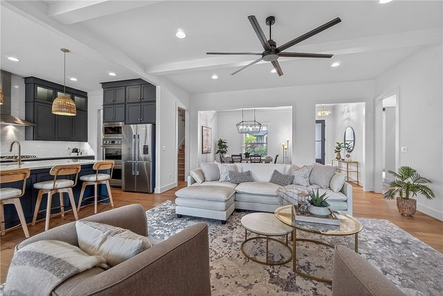 8006 W Claverton Street, Rogers, AR 72758