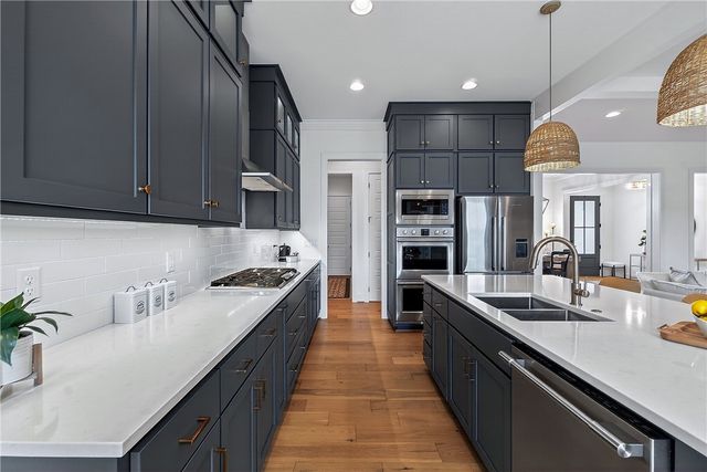 8006 W Claverton Street, Rogers, AR 72758