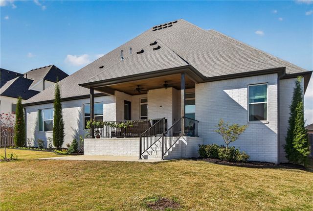 8006 W Claverton Street, Rogers, AR 72758