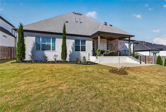 8006 W Claverton Street, Rogers, AR 72758