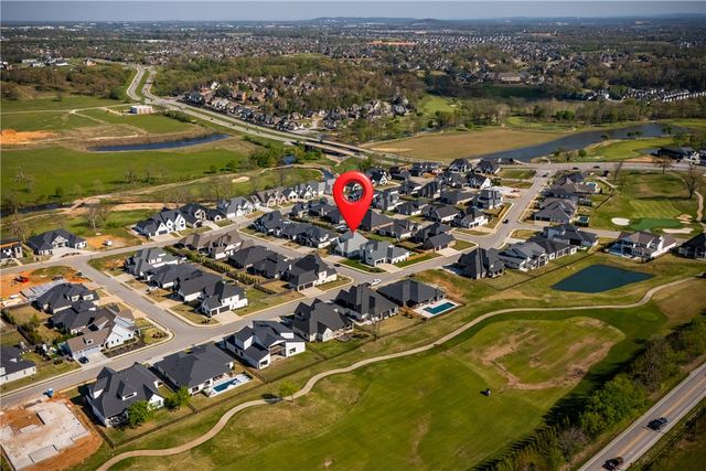 8006 W Claverton Street, Rogers, AR 72758