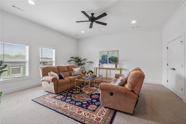 8006 W Claverton Street, Rogers, AR 72758