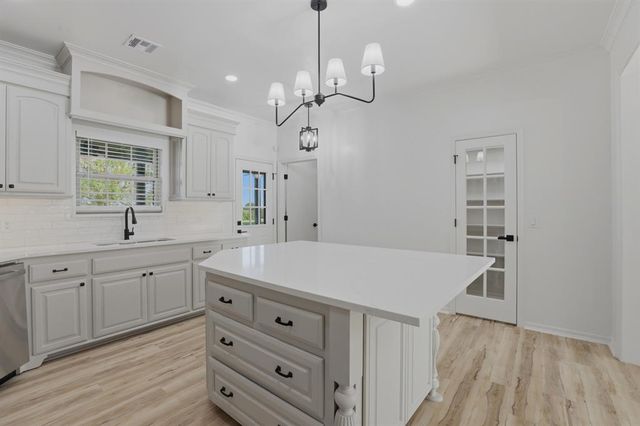 8609 S Rockwell Avenue, Oklahoma City, OK 73169