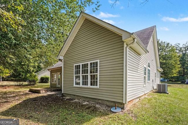 311 Sweetbriar Lane, Griffin, GA 30224