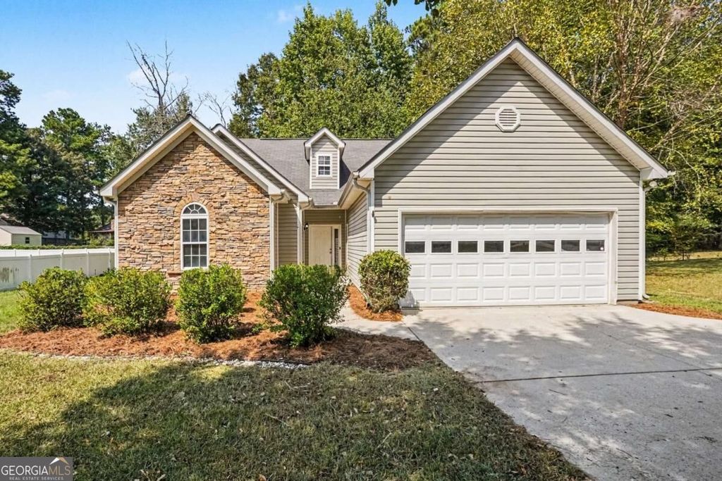 311 Sweetbriar Lane, Griffin, GA 30224