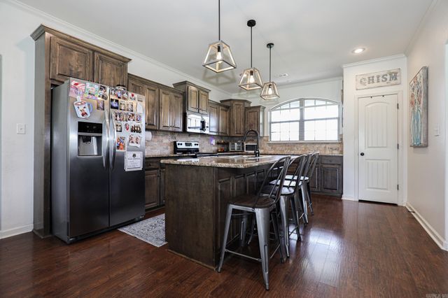 7073 Rolling Meadow Loop, Benton, AR 72015