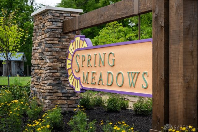 139 Kenneth Hamilton Way, Yellow Springs Vlg, OH 45387