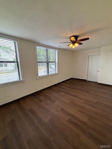 404-406 Flower Street, Waterloo, IL 62298