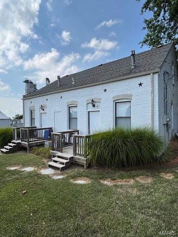 404-406 Flower Street, Waterloo, IL 62298