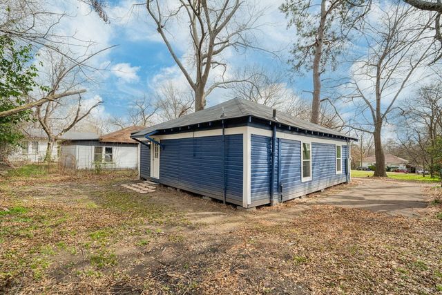703 E Wright, Marshall, TX 75670