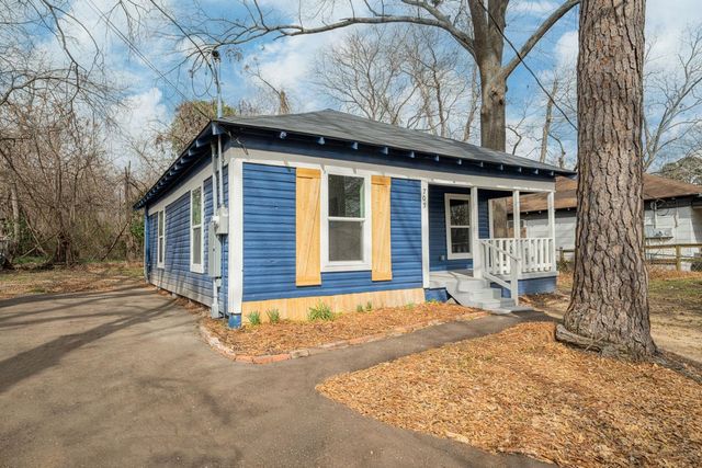 703 E Wright, Marshall, TX 75670