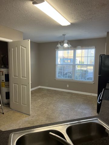 333 Arapaho Dr, Murfreesboro, TN 37128