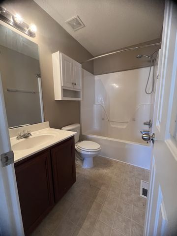 333 Arapaho Dr, Murfreesboro, TN 37128