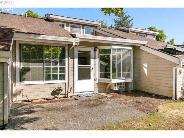 13775 Sw SCHOLLS FERRY Rd, Beaverton, OR 97008