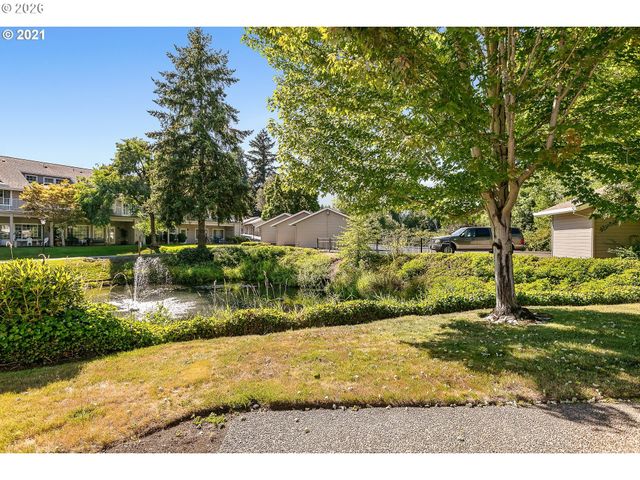13775 Sw SCHOLLS FERRY Rd, Beaverton, OR 97008
