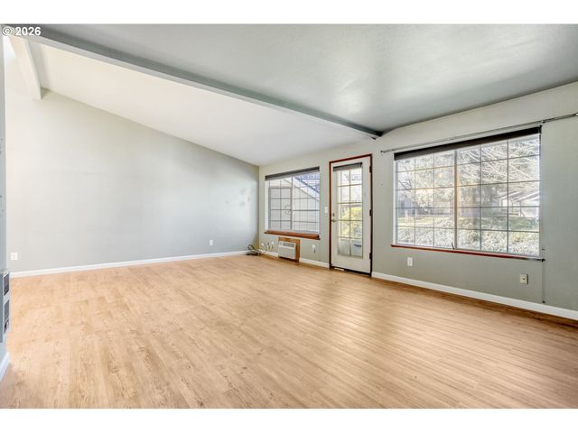 13775 Sw SCHOLLS FERRY Rd, Beaverton, OR 97008