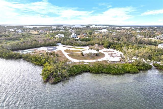 724 BAYSHORE DRIVE, Terra Ceia, FL 34250