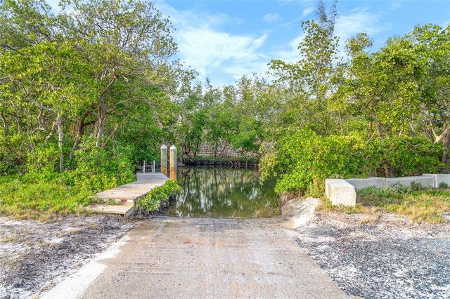 724 BAYSHORE DRIVE, Terra Ceia, FL 34250