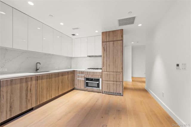 13618 Maple Avenue 5G, Flushing, NY 11355