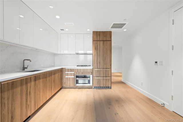 13618 Maple Avenue 5G, Flushing, NY 11355