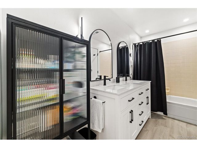 170 S Jackson St 205, Denver, CO 80209