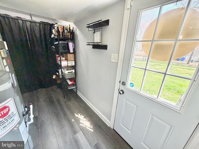 3 EVERGREEN LN, Burlington, NJ 08016