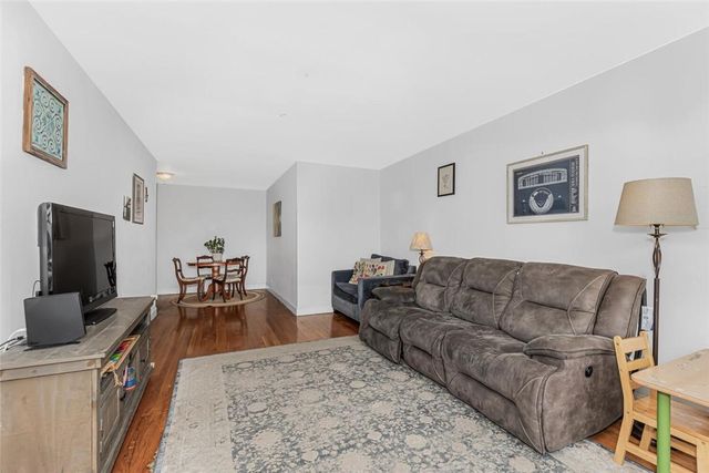 4265 Webster Avenue 3H, Bronx, NY 10470