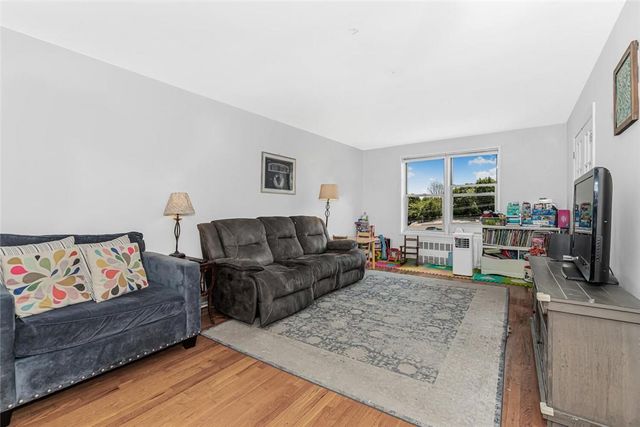 4265 Webster Avenue 3H, Bronx, NY 10470