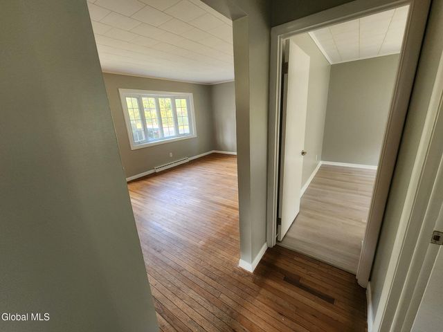 287 County Rd 101, Johnstown, NY 12078