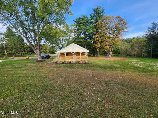 287 County Rd 101, Johnstown, NY 12078