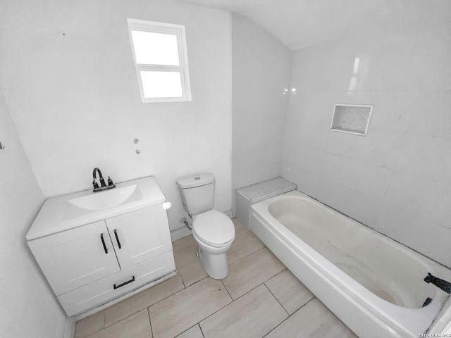 223 Porter, San Antonio, TX 78210