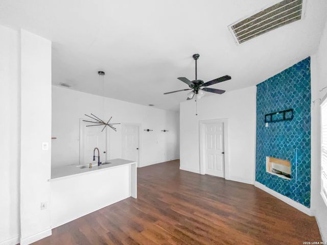 223 Porter, San Antonio, TX 78210