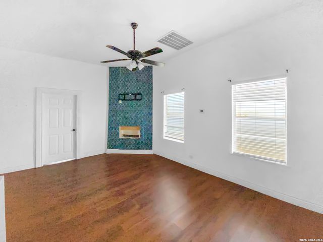 223 Porter, San Antonio, TX 78210