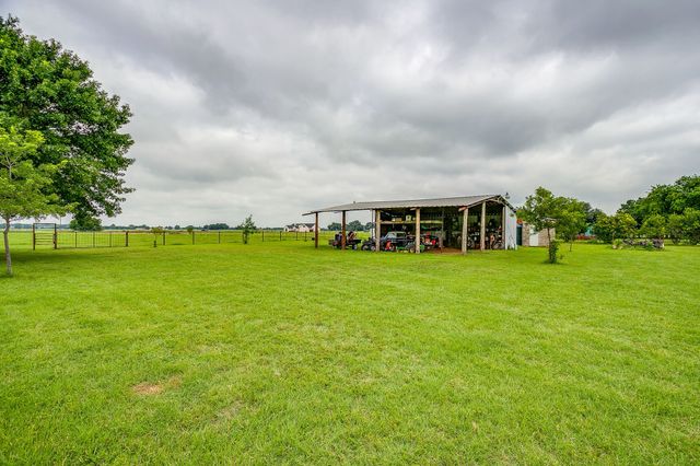 505 Double Tree Lane, Lipan, TX 76462