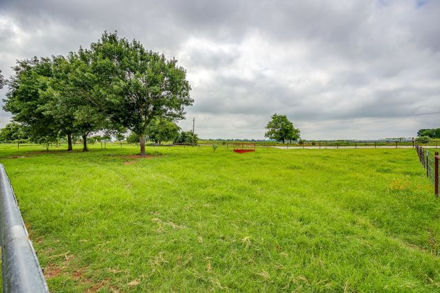 505 Double Tree Lane, Lipan, TX 76462