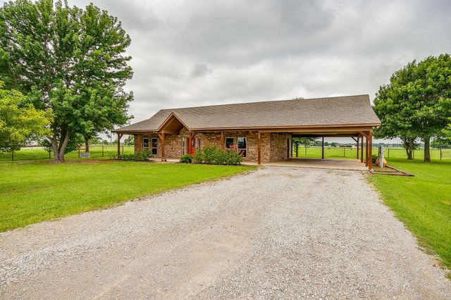 505 Double Tree Lane, Lipan, TX 76462