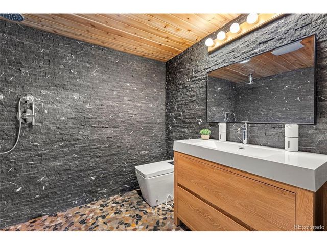 200 Rocky Knob Ln, Nederland, CO 80466