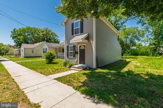 38 S QUEEN ST, Dover, DE 19904