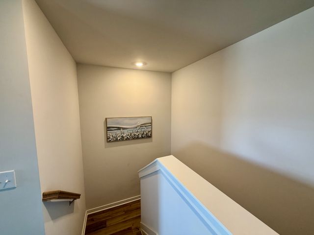 878 Nightingale Ave, Hendersonville, TN 37075