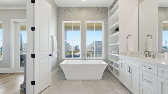 11382 Starfish, Galveston, TX 77554