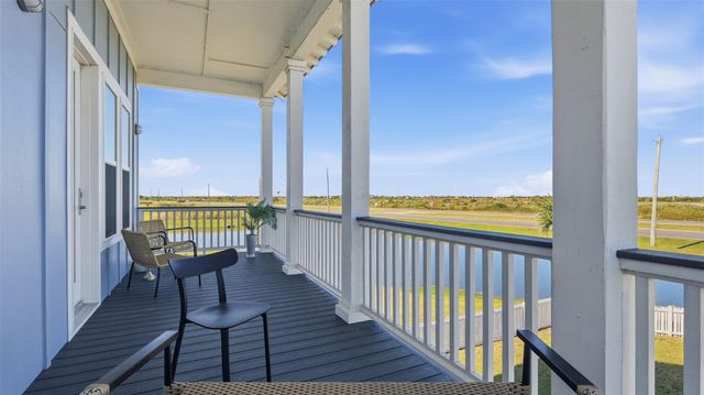 11382 Starfish, Galveston, TX 77554