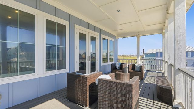 11382 Starfish, Galveston, TX 77554