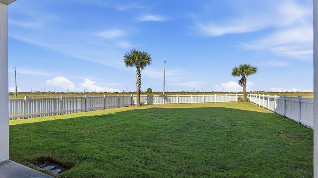 11382 Starfish, Galveston, TX 77554