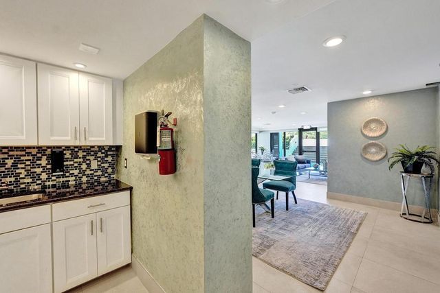 3450 S Ocean Boulevard 306, Highland Beach, FL 33487