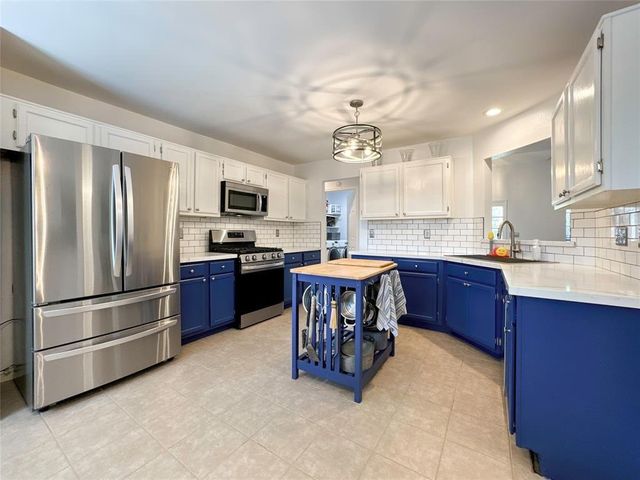 5202 Spring Circle Drive, Pearland, TX 77584