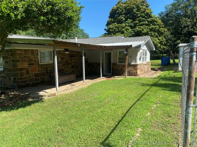 27 Rock Creek Drive, Canadian, OK 74425